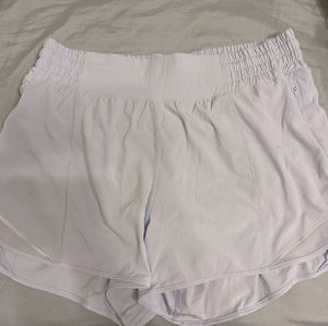 Hotty Hot High-rise Short 4" inseam